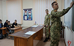 Военнослужащие Северского соединения Росгвардии провели тематическую беседу со студентами СПК